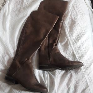 Sz 10 Vince Camuto Over the Knee Boots